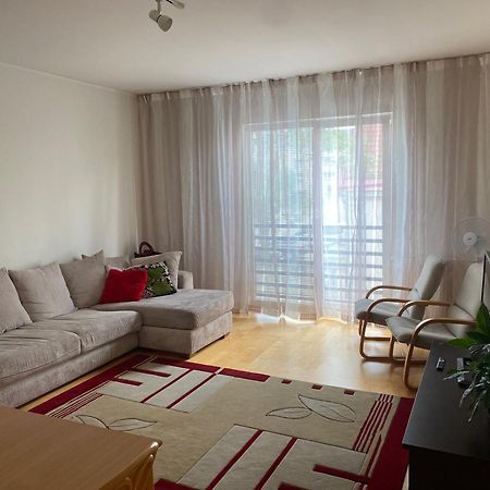 Kuressaare Tallinn Street Apartments Εξωτερικό φωτογραφία