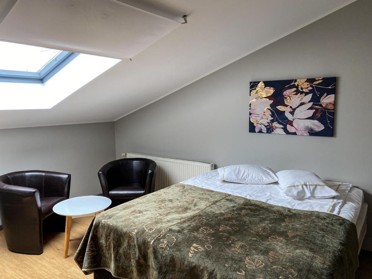 Kuressaare Tallinn Street Apartments Εξωτερικό φωτογραφία
