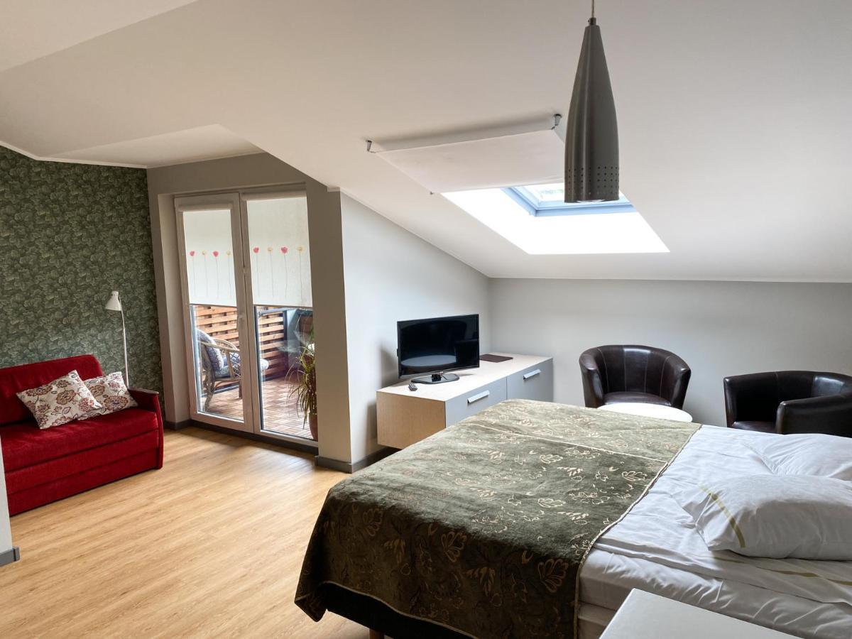Kuressaare Tallinn Street Apartments Εξωτερικό φωτογραφία