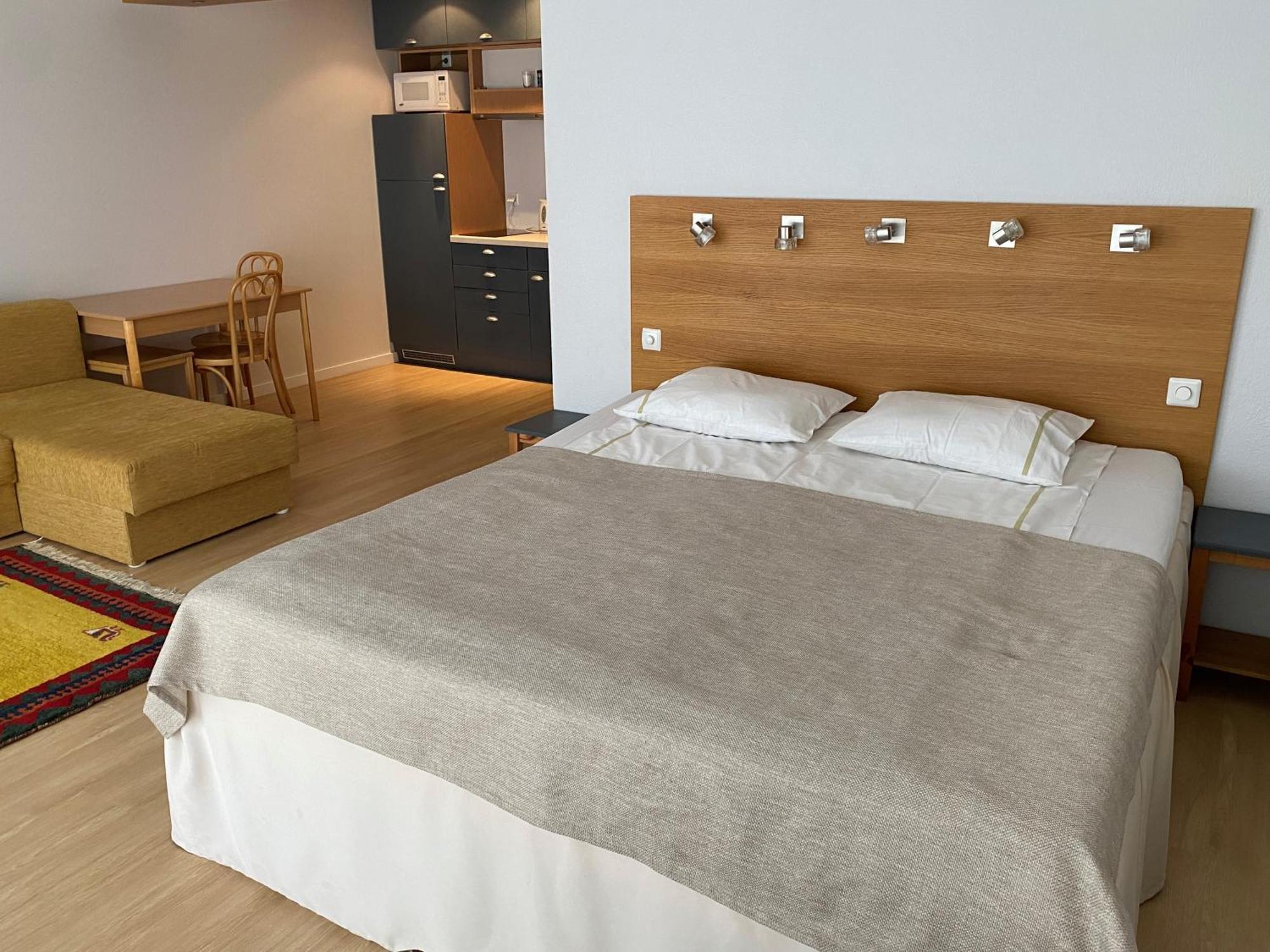 Kuressaare Tallinn Street Apartments Εξωτερικό φωτογραφία