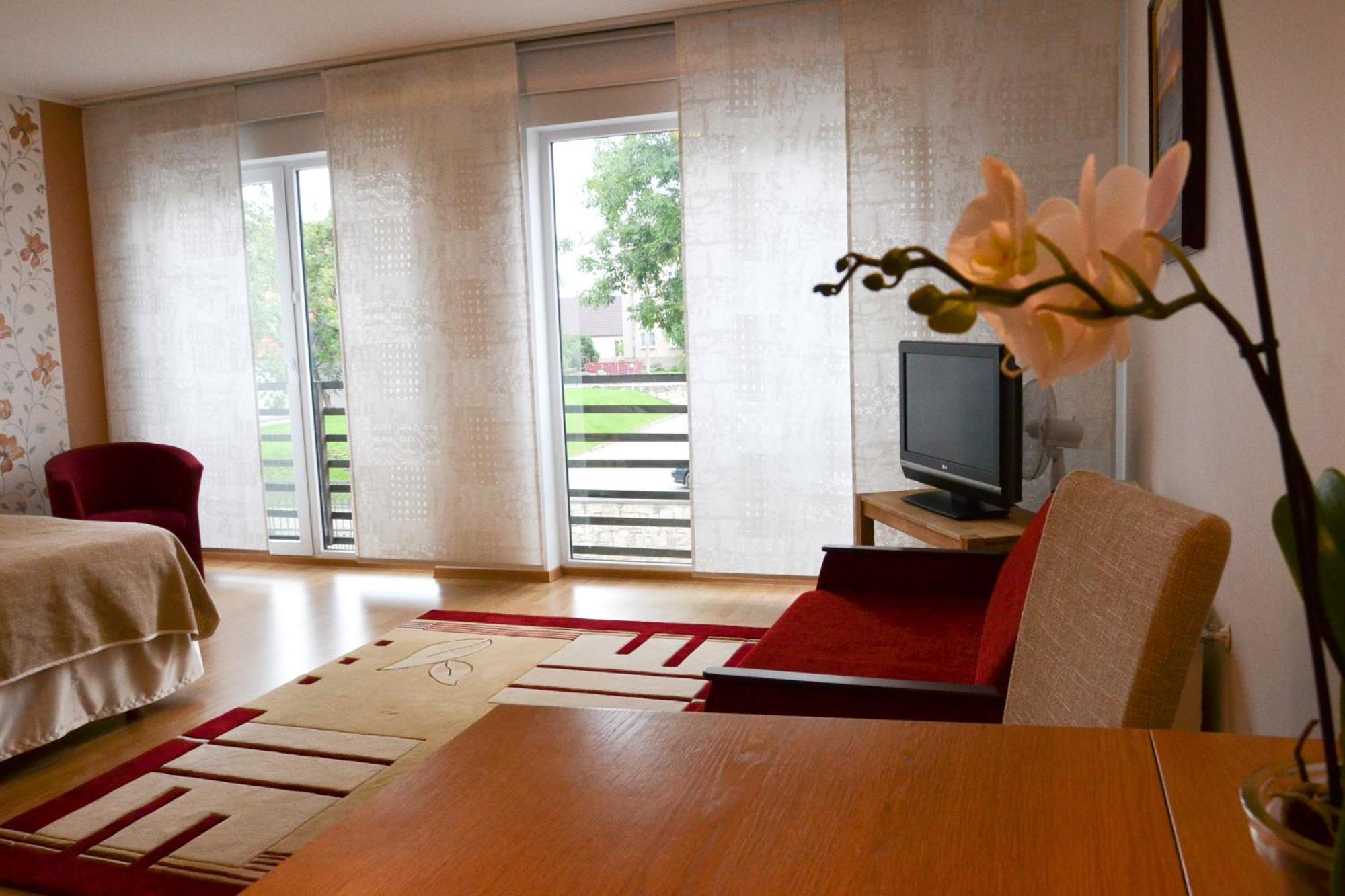 Kuressaare Tallinn Street Apartments Εξωτερικό φωτογραφία