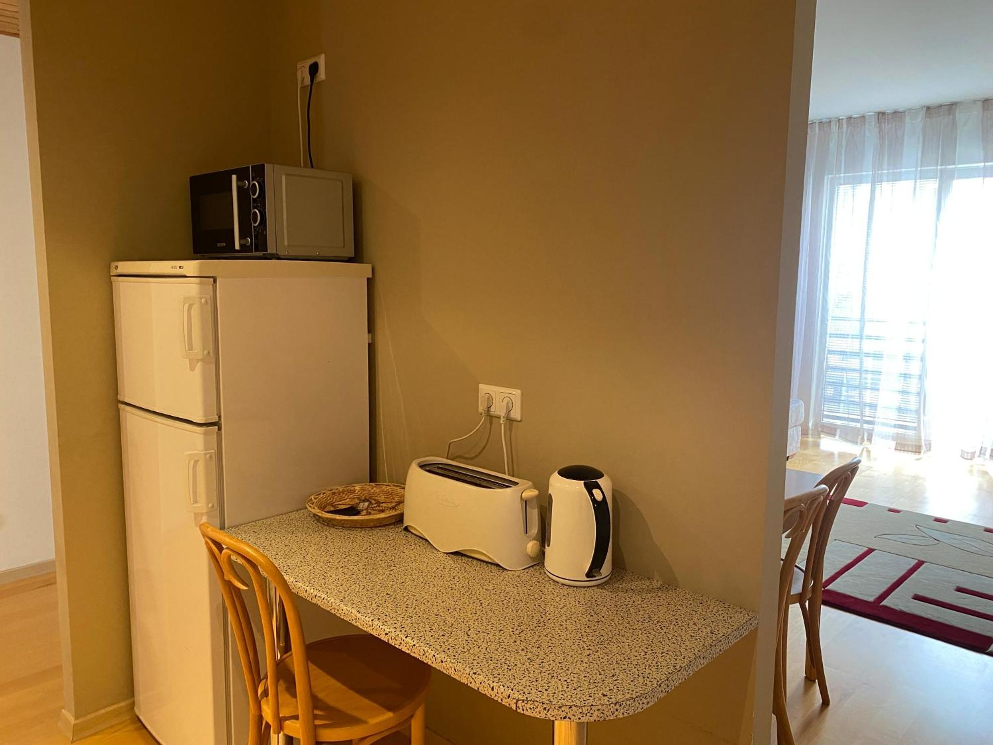 Kuressaare Tallinn Street Apartments Εξωτερικό φωτογραφία
